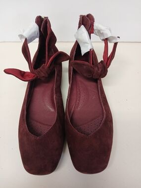 ✅️NWOT Women's Burgundy Suede Tie-Ankle Flats